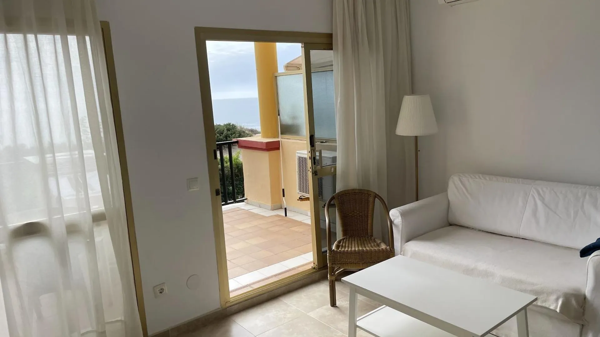 Apartmán Estudio Con Insuperables Vistas Al Mar: Aparcamiento Marbella 0*,  Španělsko