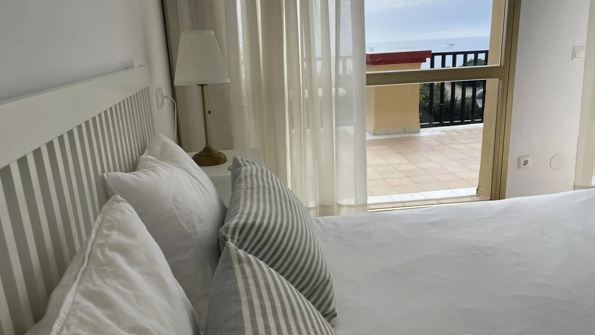 Apartmán Estudio Con Insuperables Vistas Al Mar: Aparcamiento Marbella Španělsko