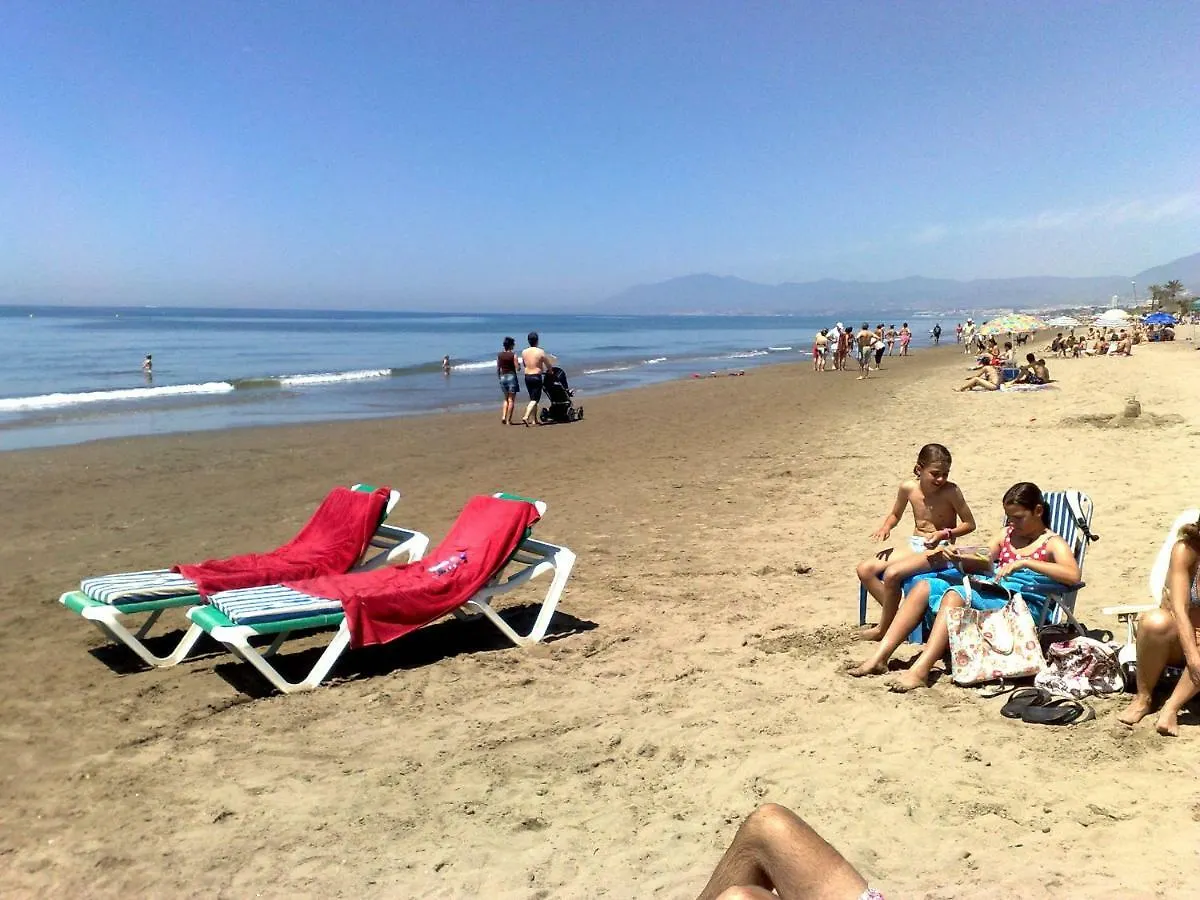 Apartment Estudio Con Insuperables Vistas Al Mar: Aparcamiento Marbella Spain