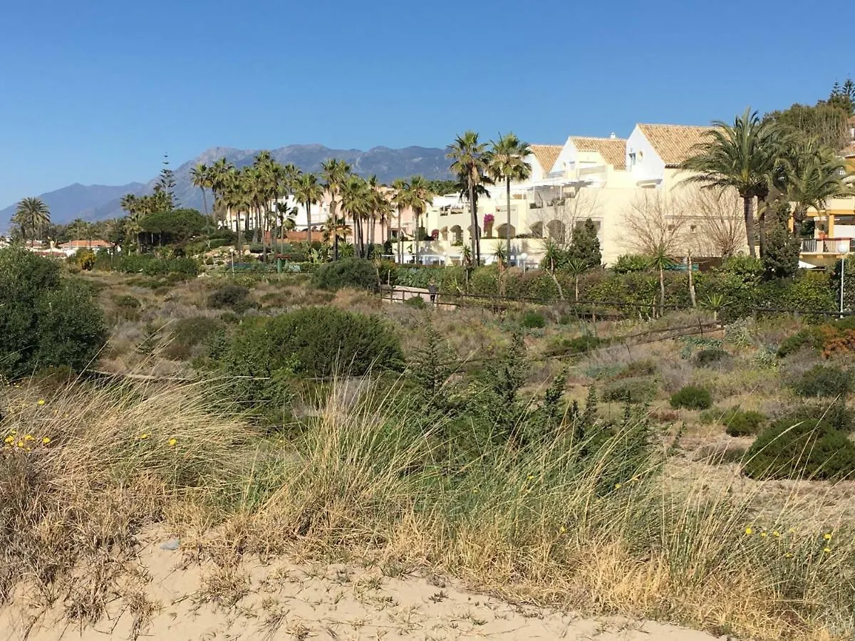 Estudio Con Insuperables Vistas Al Mar: Aparcamiento Marbella Apartment