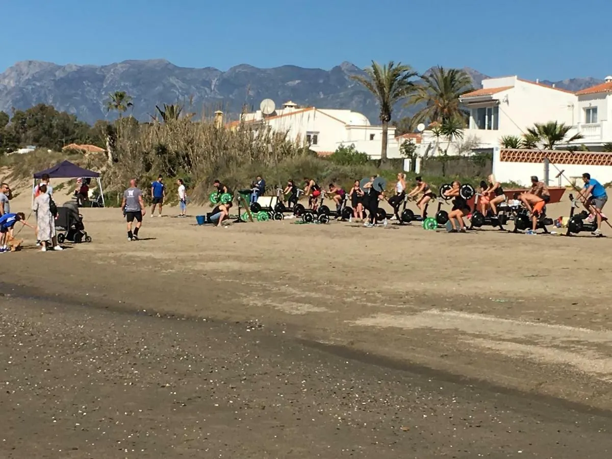 Estudio Con Insuperables Vistas Al Mar: Aparcamiento Appartement Marbella