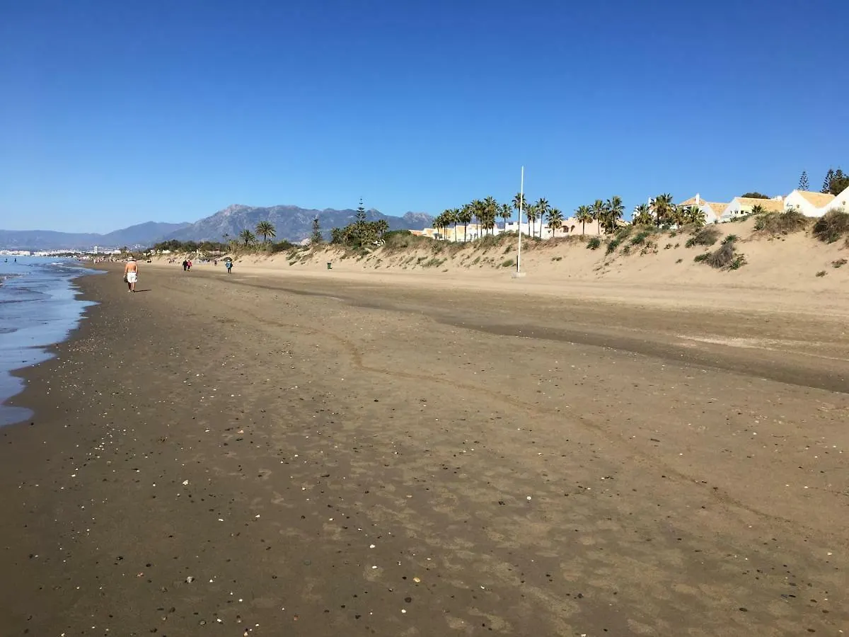 Estudio Con Insuperables Vistas Al Mar: Aparcamiento Marbella